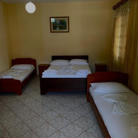 Ava'S Guesthouse Ksamil Exteriér fotografie