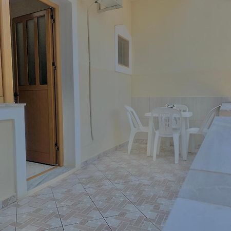 Ava'S Guesthouse Ksamil Exteriér fotografie