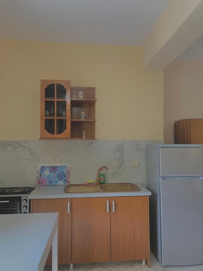 Ava'S Guesthouse Ksamil Exteriér fotografie