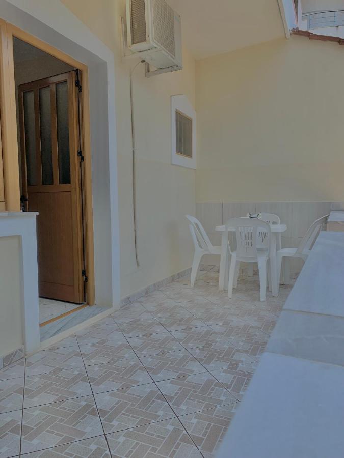 Ava'S Guesthouse Ksamil Exteriér fotografie